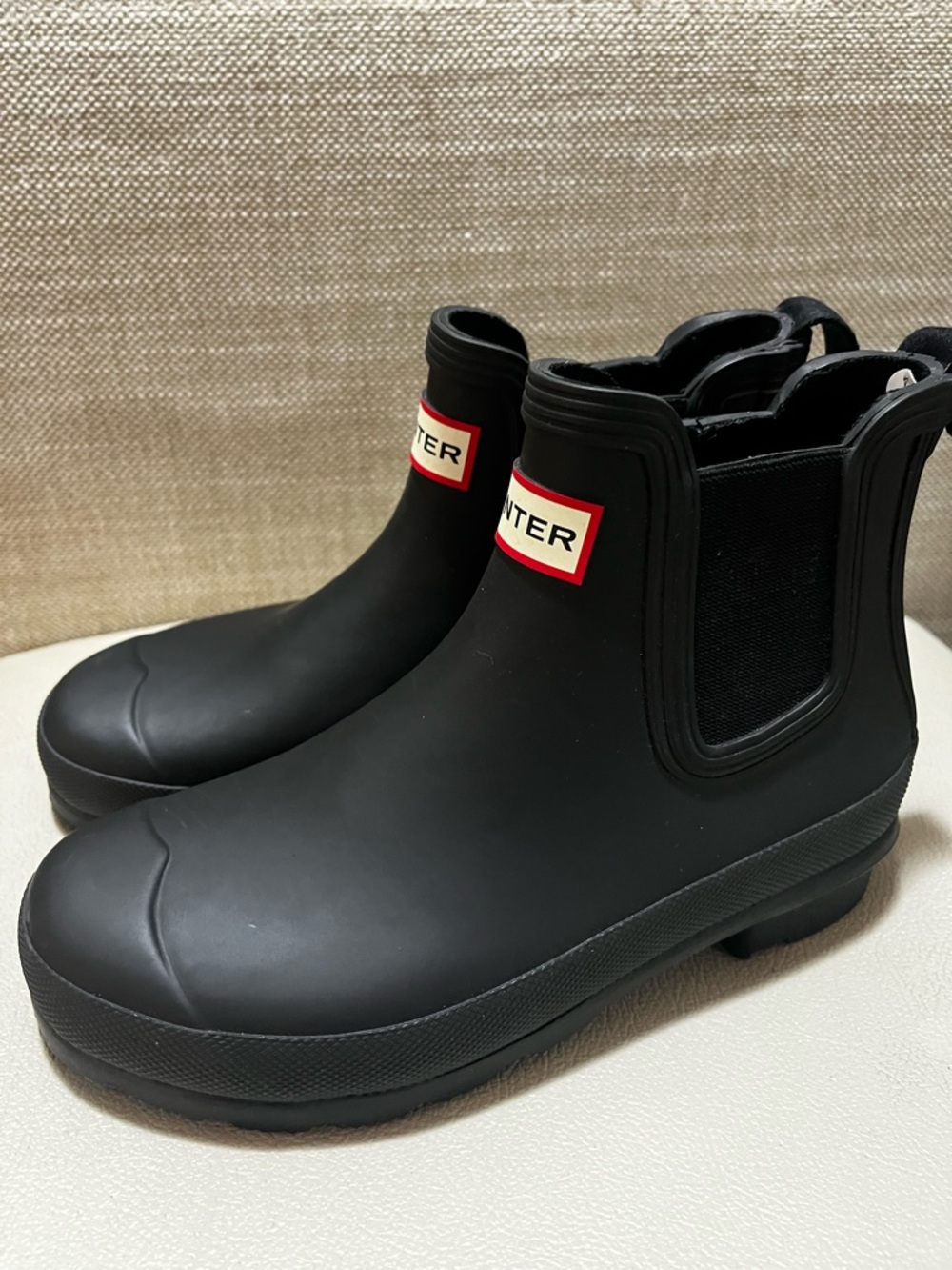 Hunter Black Chelsea Ankle Rain Boots Women’s Size 5 - Picture 4 of 10